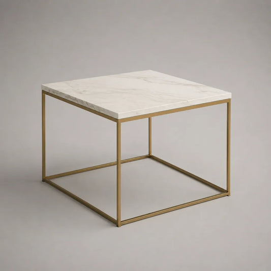 Quadratischer Couchtisch aus MDF in Marmoroptik mit Stahlgestell, Weiß/Gold, 70 × 70 × 45 cm